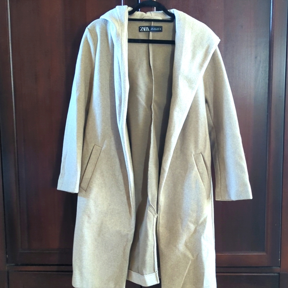 Zara Coat 🆕